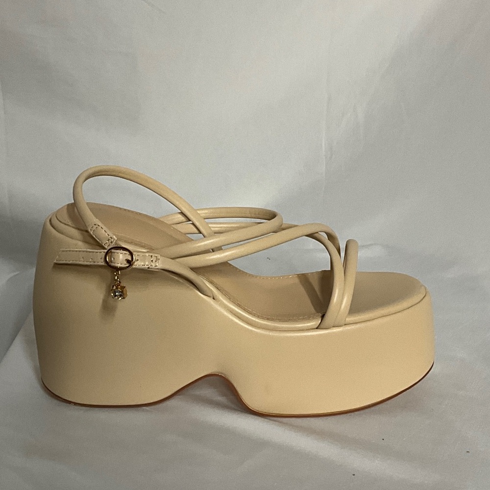Chic Cream Platform Sandals - Picture 6 of 11